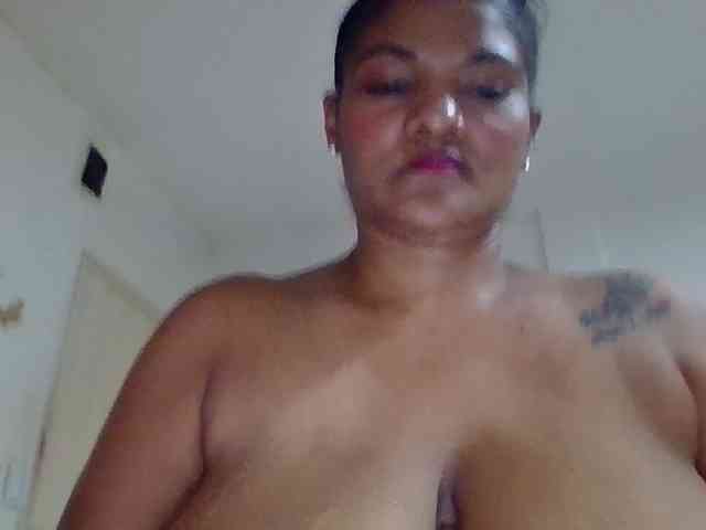 ALEJANDRA07 webcam