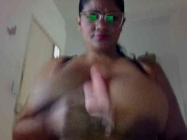 ALEJANDRA07 webcam