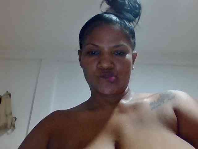 ALEJANDRA07 webcam
