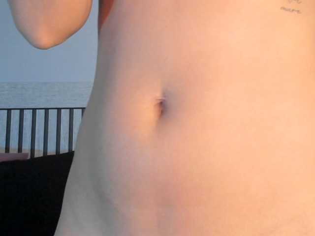 enchanttres live cam on BongaCams