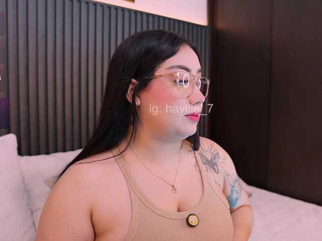 haylie-1 live cam on BongaCams