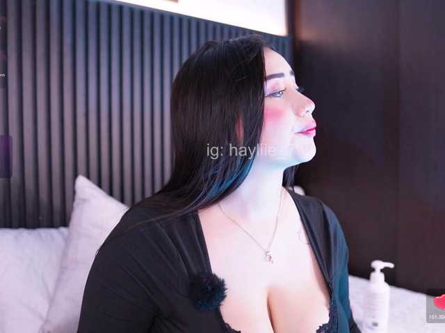 haylie-1 live cam on BongaCams