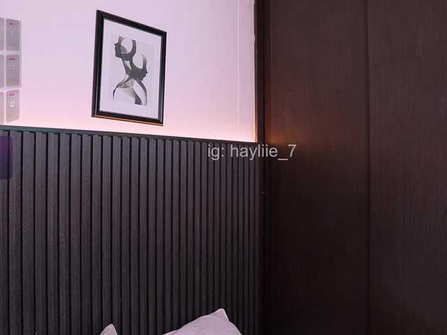 haylie-1 live cam on BongaCams