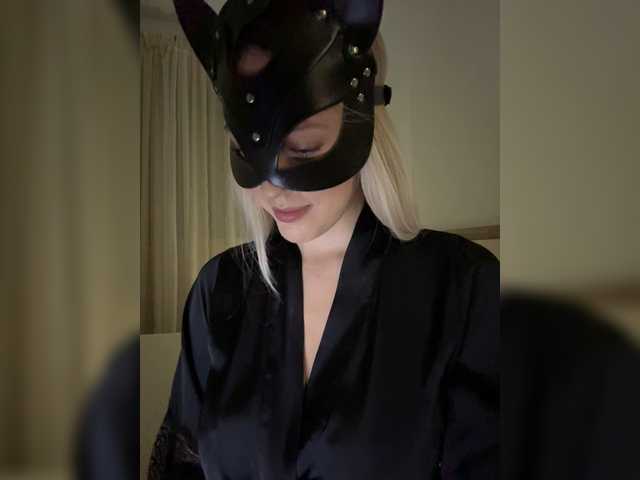 MissDafna Live Cam and Statistics on UnifiedCams