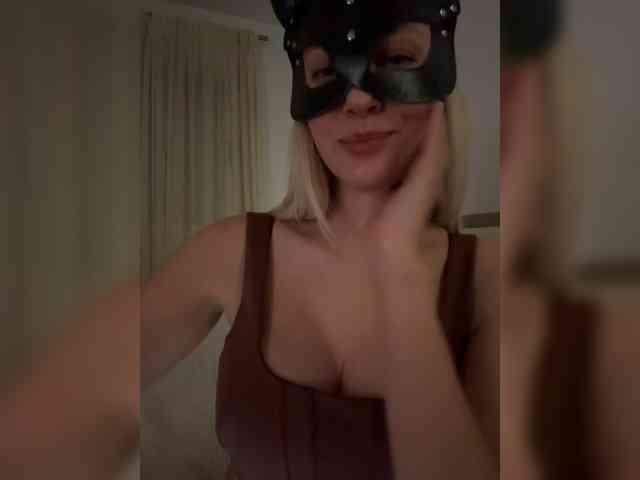 MissDafne webcam