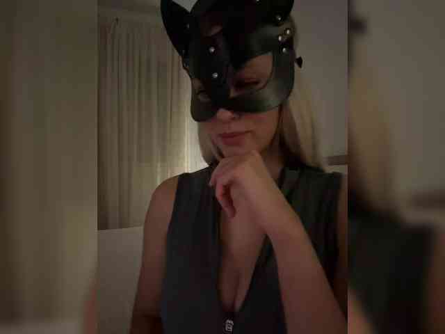 MissDafna Sex Cam Show