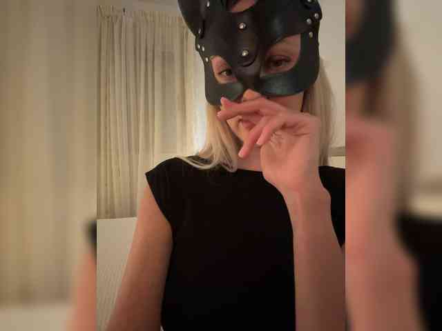 MissDafne webcam