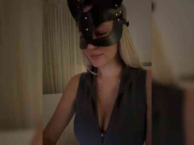 MissDafne webcam