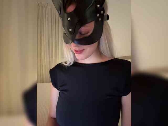 MissDafne webcam
