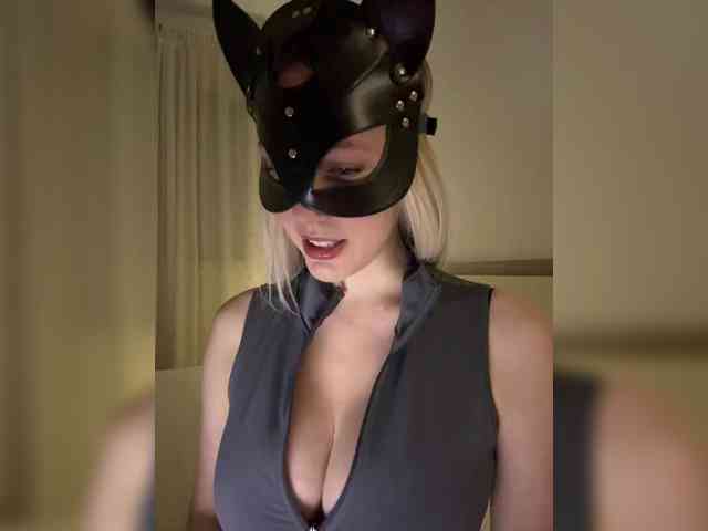 MissDafne webcam