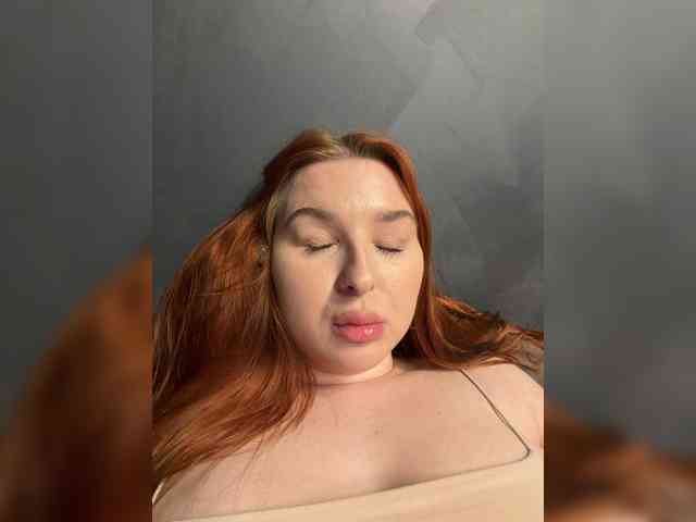 delyannicole webcam