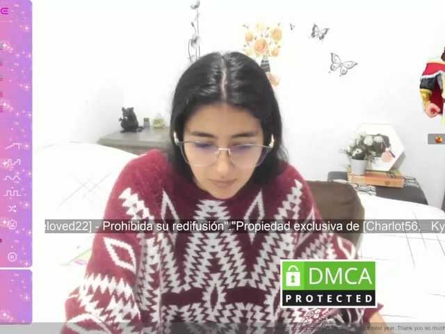 kylieloved22 live cam on BongaCams