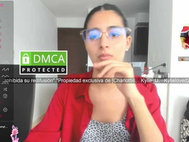 kylieloved22 live cam on BongaCams