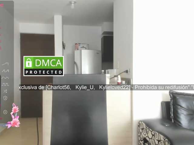 kylieloved22 live cam preview