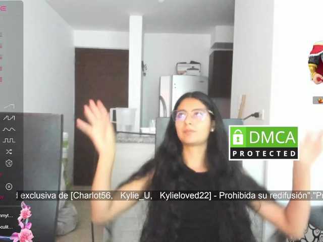 kylieloved22 live sex