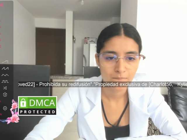 kylieloved22 live cam on BongaCams