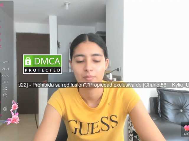 kylieloved22 live cam preview