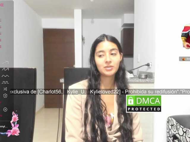 kylieloved22 live cam preview