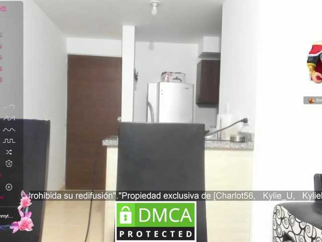 kylieloved22 live cam on BongaCams
