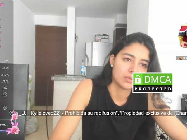 kylieloved22 live webcam show