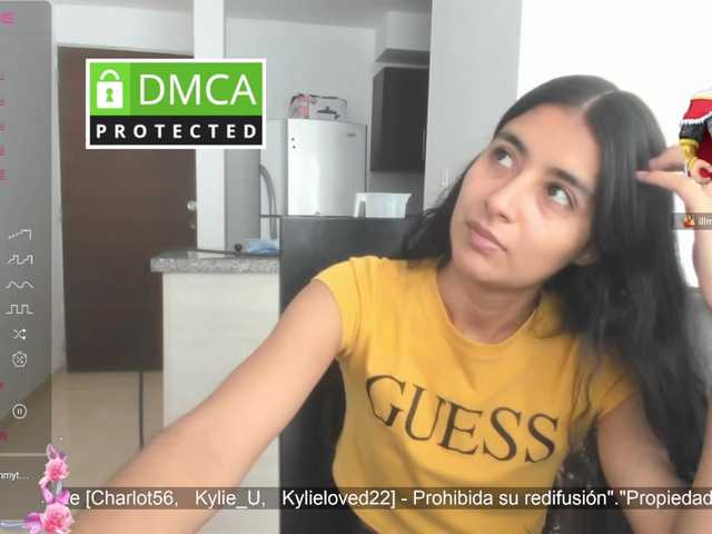 kylieloved22 live cam on BongaCams