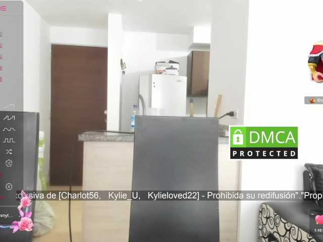kylieloved22 live webcam show