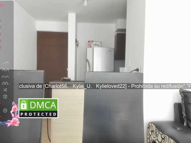 kylieloved22 live cam on BongaCams