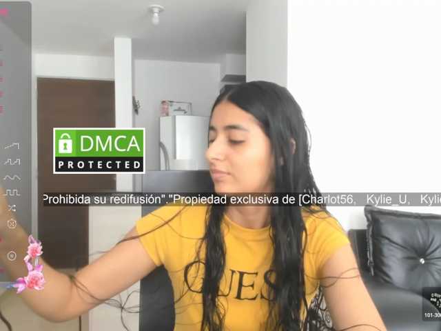 kylieloved22 live cam preview