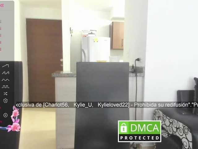 kylieloved22 live cam