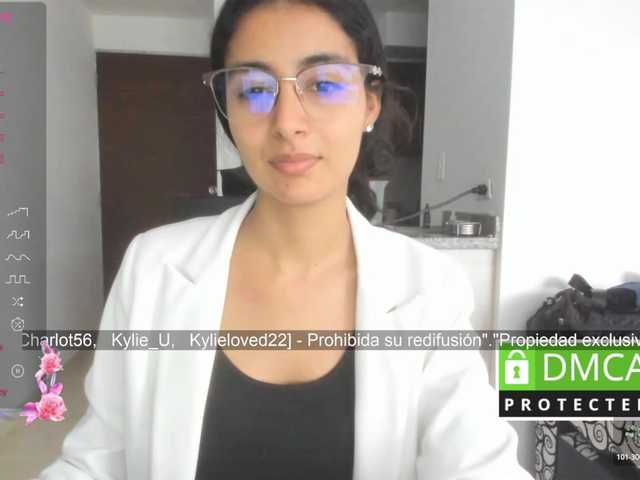 kylieloved22 live cam