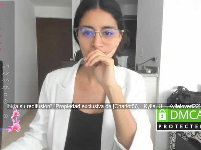 kylieloved22 live cam