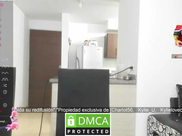 kylieloved22 live cam on BongaCams