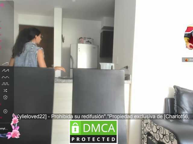 kylieloved22 live cam on BongaCams