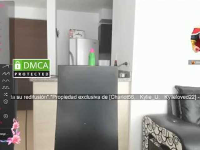 kylieloved22 live cam on BongaCams
