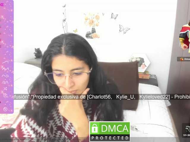 kylieloved22 live cam on BongaCams