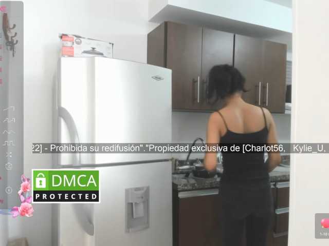 kylieloved22 live cam on BongaCams