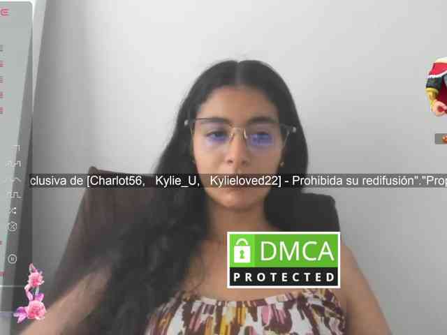 kylieloved22 webcam