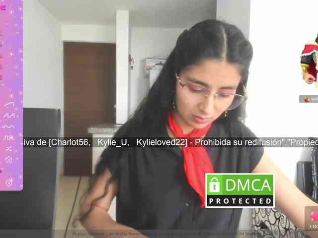 kylieloved22 webcam