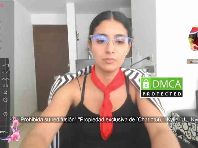 kylieloved22 webcam