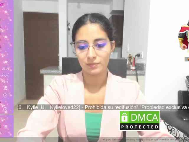 kylieloved22 webcam