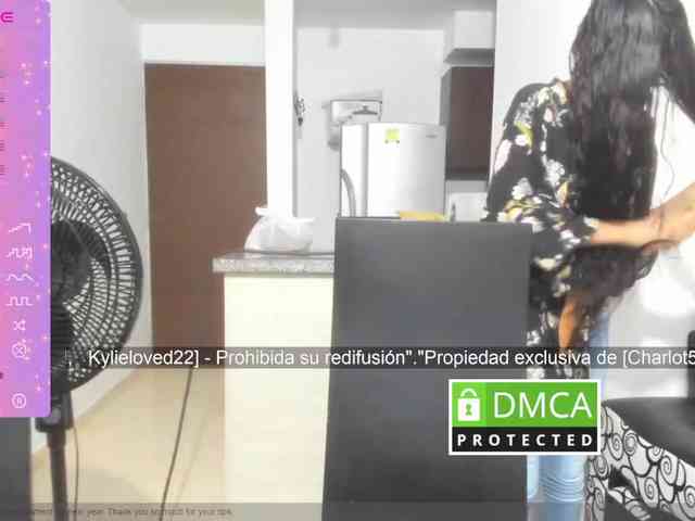 kylieloved22 webcam