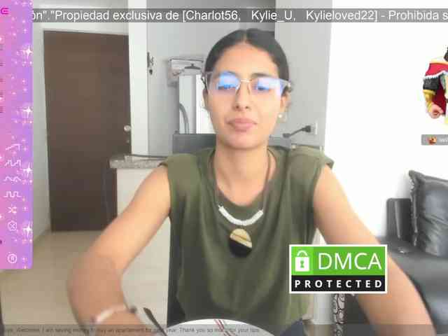 kylieloved22 webcam