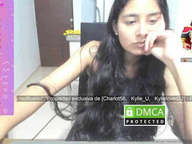 kylieloved22 webcam