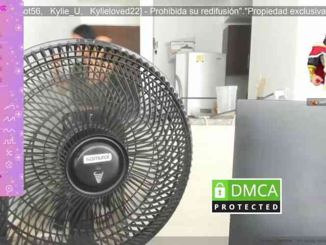 kylieloved22 webcam