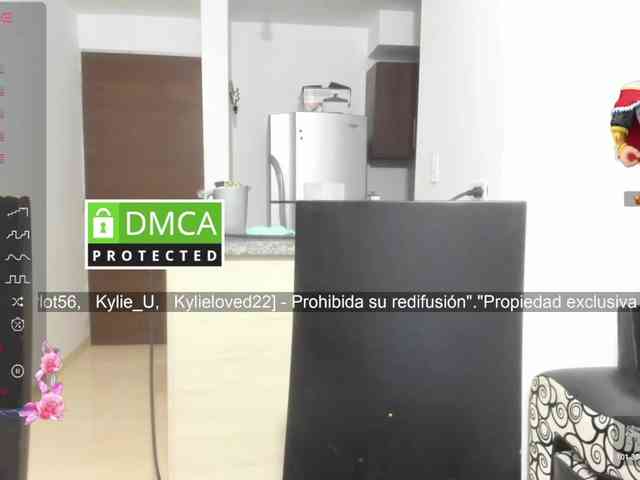 kylieloved22 webcam