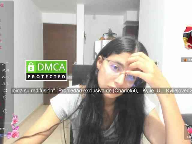 kylieloved22 webcam
