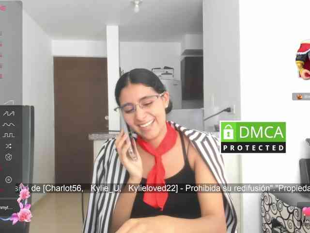 kylieloved22 webcam