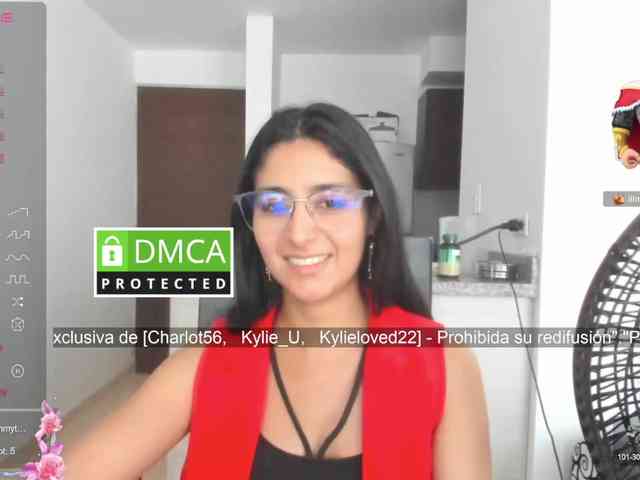 kylieloved22 webcam