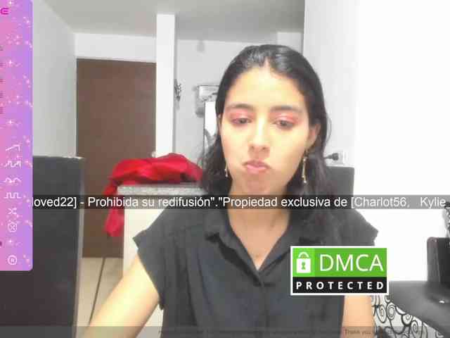 kylieloved22 Live Webcam on BongaCams