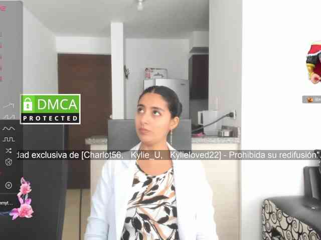 kylieloved22 webcam